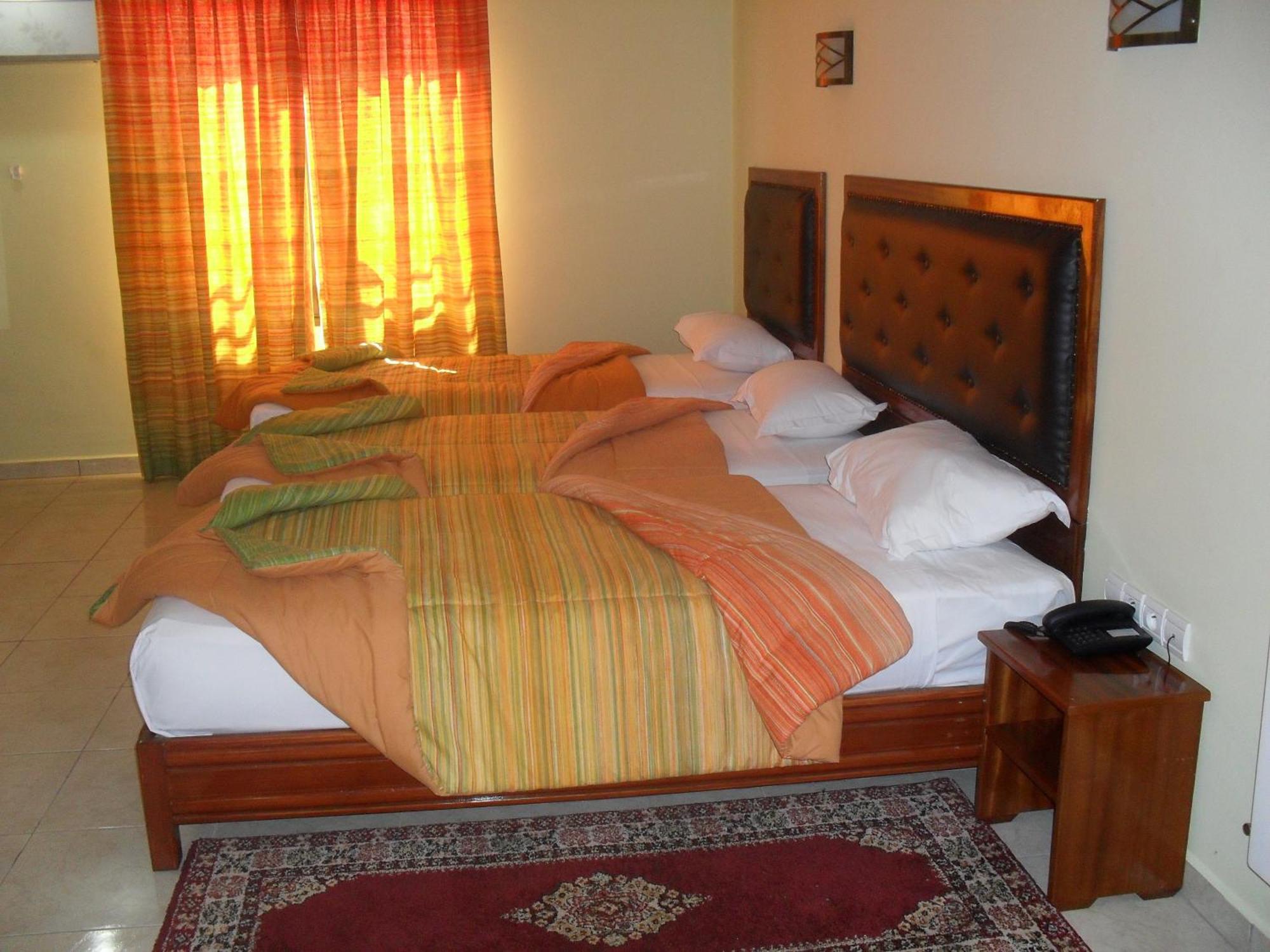 Hotel Gomassine Маракеш Стая снимка